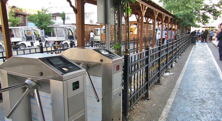 Вход на электробас на Бююкада